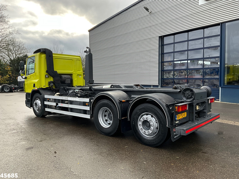 DAF FAN 75 CF 310 VDL 21 Ton haakarmsysteem - Camión multibasculante: foto 4 DAF FAN 75 CF 310 VDL 21 Ton haakarmsysteem - Camión multibasculante: foto 4