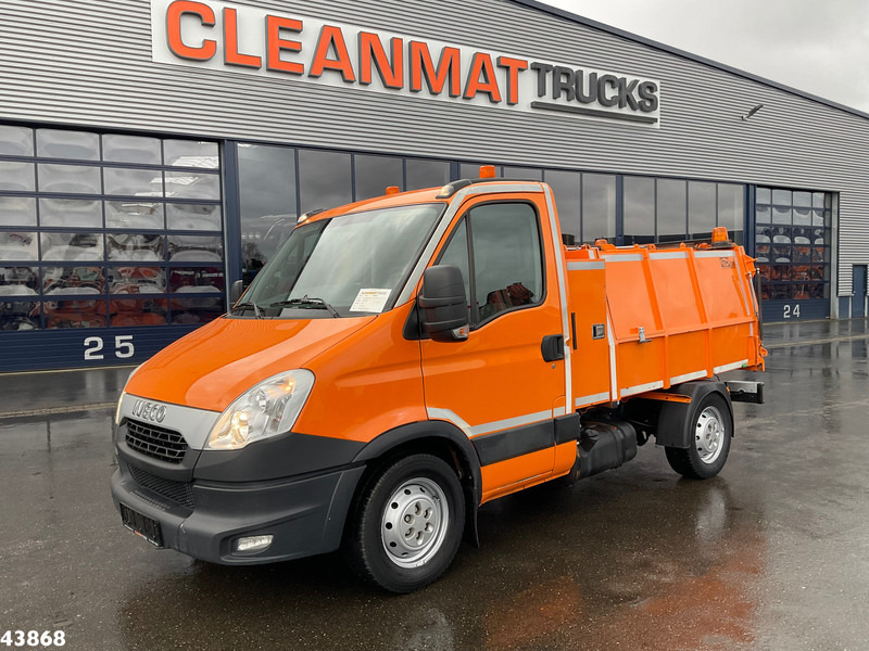 Iveco Daily 35S12 ITM 4m³ veegvuilopbouw - Camión de basura: foto 2 Iveco Daily 35S12 ITM 4m³ veegvuilopbouw - Camión de basura: foto 2