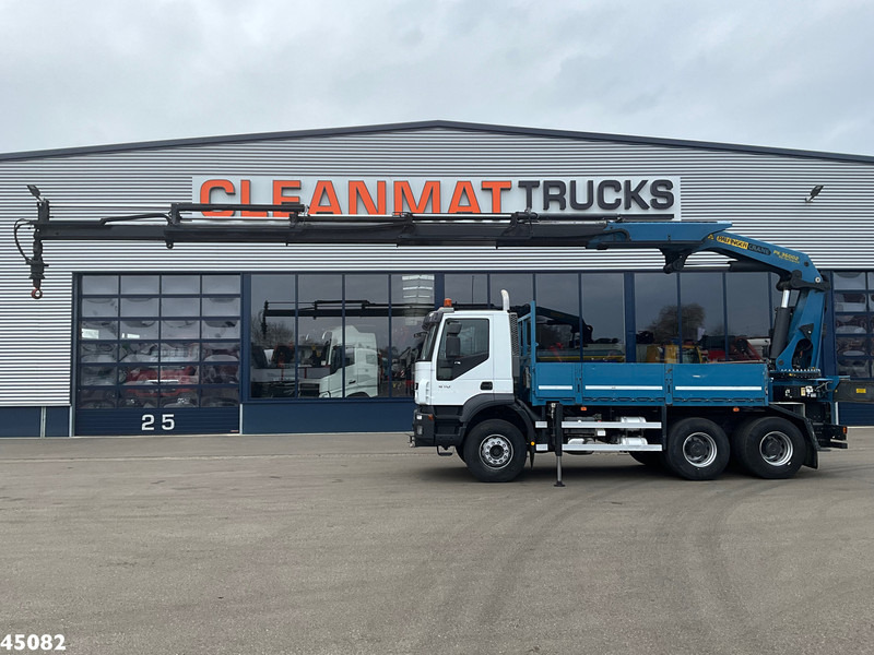 Iveco Trakker AD260T41 Euro 5 6x4 Full Steel Palfinger 36 Tm laadkraan Just 133.291 km! - Camión grúa: foto 1 Iveco Trakker AD260T41 Euro 5 6x4 Full Steel Palfinger 36 Tm laadkraan Just 133.291 km! - Camión grúa: foto 1