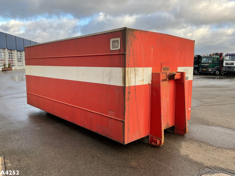 Leebur gesloten container met Laadklep - Contenedor de gancho: foto 3 Leebur gesloten container met Laadklep - Contenedor de gancho: foto 3
