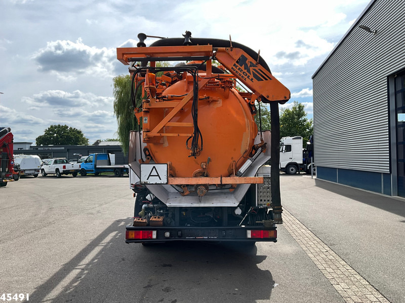 MAN 26.400 Kroll 14.5m³ kolkenzuiger Euro 2 Manual Gearbox - Limpieza de alcantarillado: foto 4 MAN 26.400 Kroll 14.5m³ kolkenzuiger Euro 2 Manual Gearbox - Limpieza de alcantarillado: foto 4