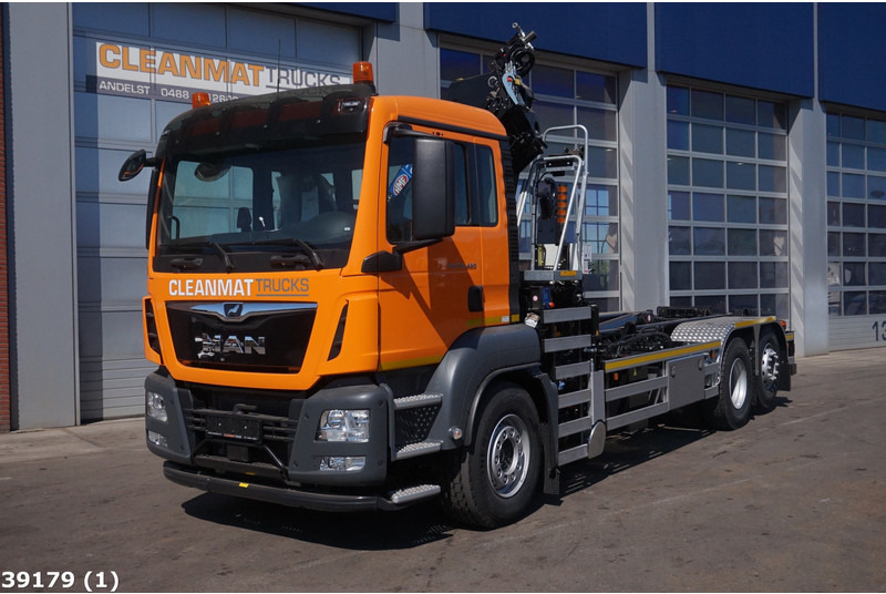 MAN TGS 26.420 HMF 21 ton/meter laadkraan - Camión multibasculante, Camión grúa: foto 2 MAN TGS 26.420 HMF 21 ton/meter laadkraan - Camión multibasculante, Camión grúa: foto 2