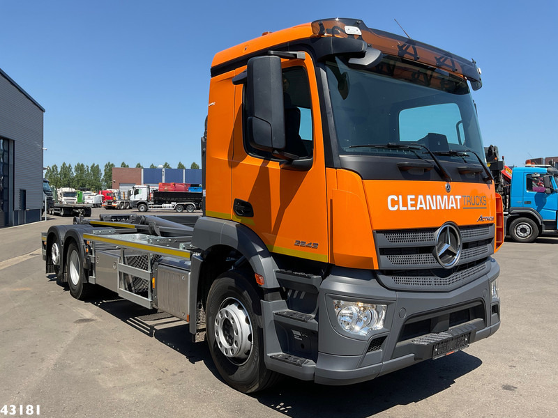 Mercedes-Benz Actros 2643 VDL 21 Ton haakarmsysteem - Camión multibasculante: foto 3 Mercedes-Benz Actros 2643 VDL 21 Ton haakarmsysteem - Camión multibasculante: foto 3