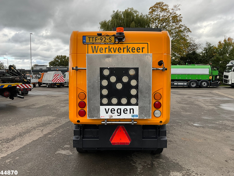 Ravo 540 with 3-rd brush - Barredora vial: foto 5 Ravo 540 with 3-rd brush - Barredora vial: foto 5