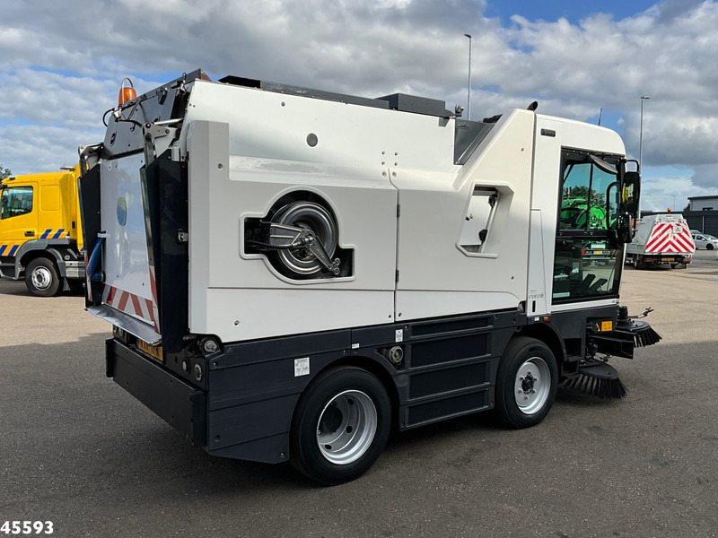 Schmidt Compact 400 Euro 6 with 3-rd brush - Barredora vial: foto 4 Schmidt Compact 400 Euro 6 with 3-rd brush - Barredora vial: foto 4