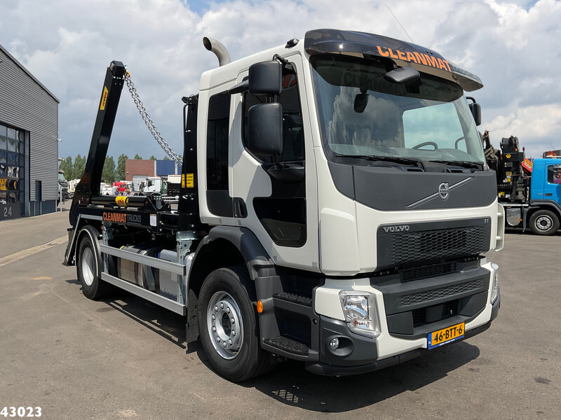 Volvo FE 350 Hyva 14 Ton portaalarmsysteem - Camión portacontenedor de cadenas: foto 3 Volvo FE 350 Hyva 14 Ton portaalarmsysteem - Camión portacontenedor de cadenas: foto 3