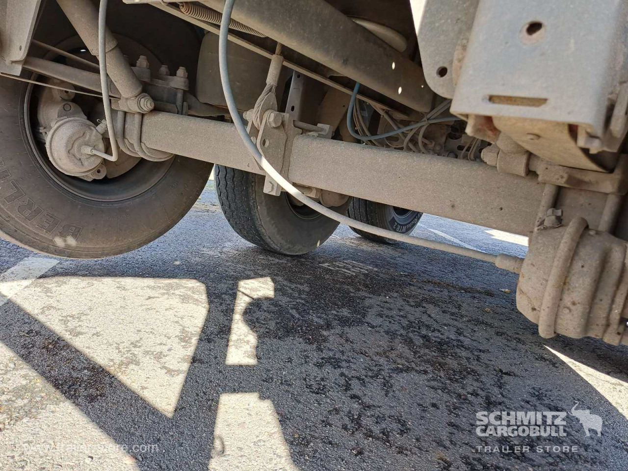 LANGENDORF Auflieger Kipper Stahlrundmulde 24m³ - Semirremolque volquete: foto 2 LANGENDORF Auflieger Kipper Stahlrundmulde 24m³ - Semirremolque volquete: foto 2