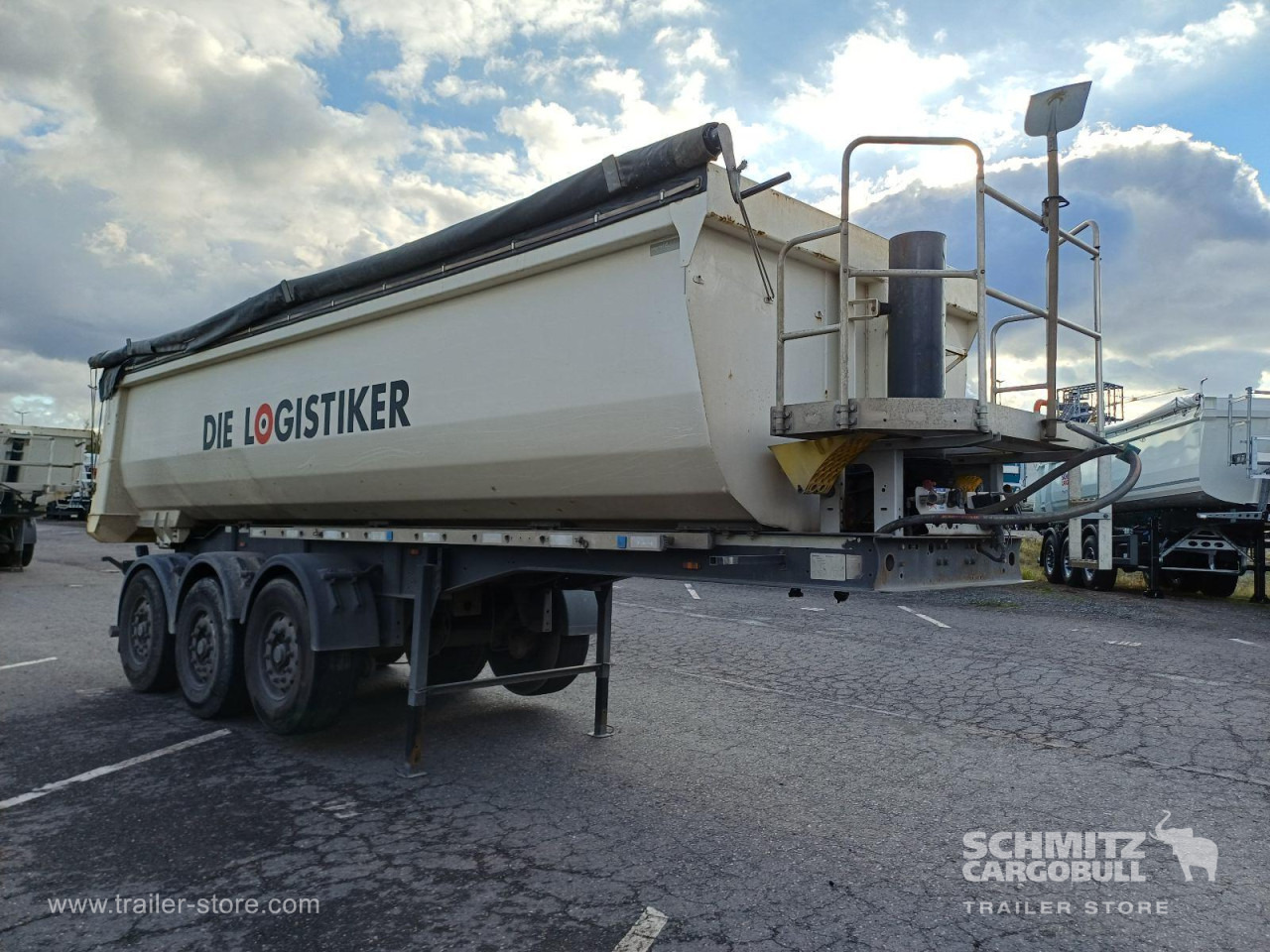 LANGENDORF Auflieger Kipper Stahlrundmulde 24m³ - Semirremolque volquete: foto 1 LANGENDORF Auflieger Kipper Stahlrundmulde 24m³ - Semirremolque volquete: foto 1