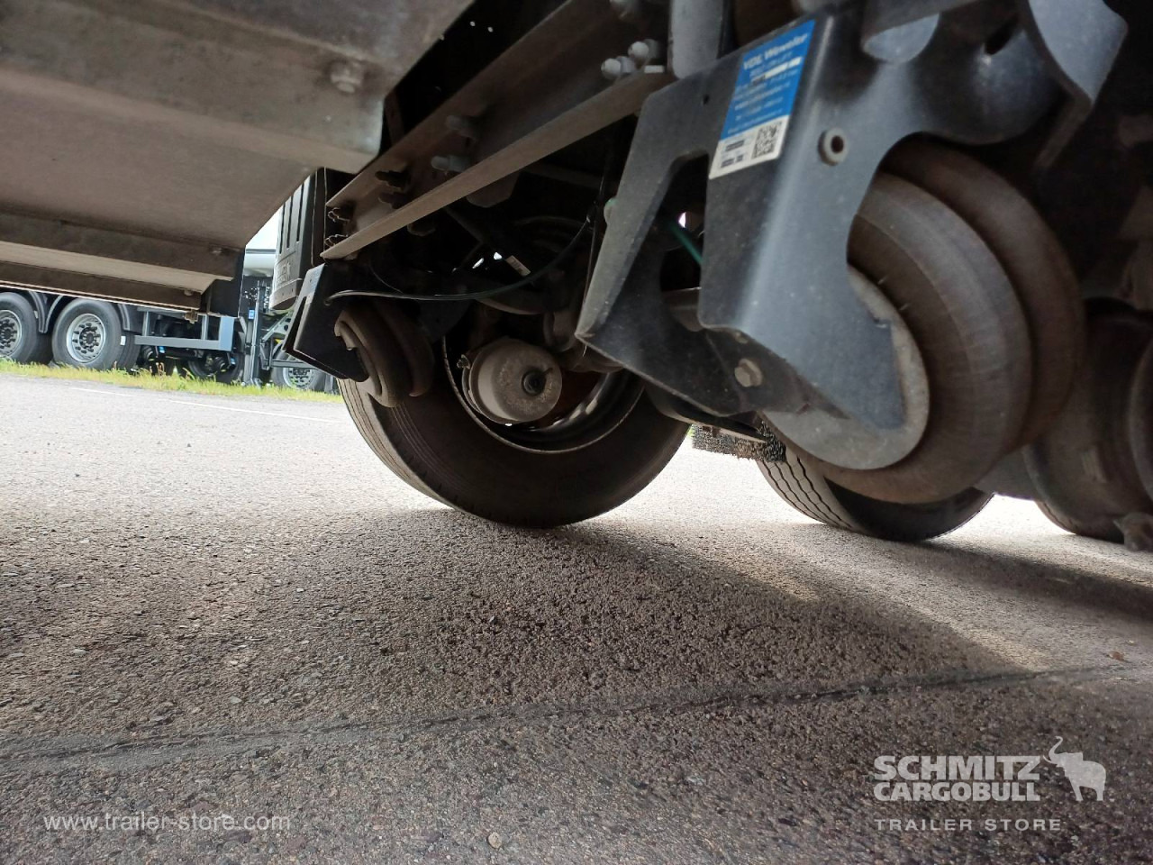 SCHMITZ Auflieger Curtainsider Standard - Semirremolque lona: foto 4 SCHMITZ Auflieger Curtainsider Standard - Semirremolque lona: foto 4