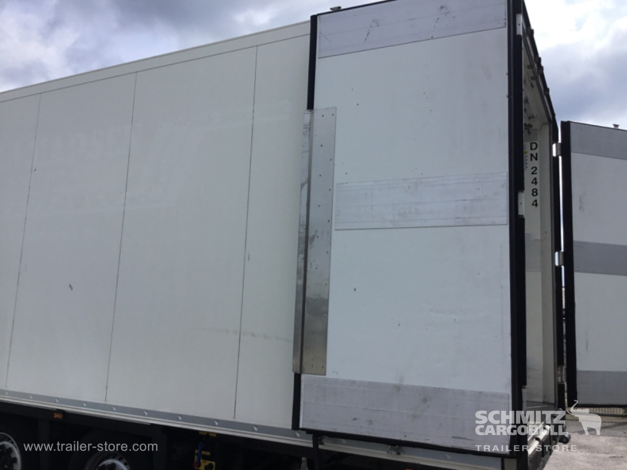 Semirremolque isotérmico SCHMITZ Reefer Meat hanging system: foto 14 Semirremolque isotérmico SCHMITZ Reefer Meat hanging system: foto 14