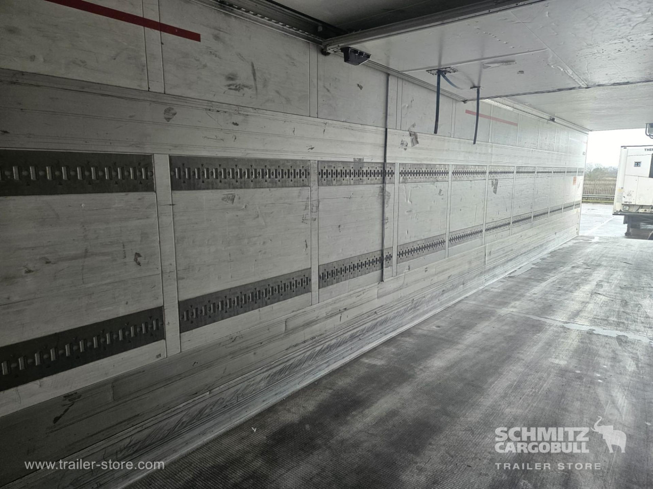 SCHMITZ Reefer Multitemp - Semirremolque isotérmico: foto 3 SCHMITZ Reefer Multitemp - Semirremolque isotérmico: foto 3