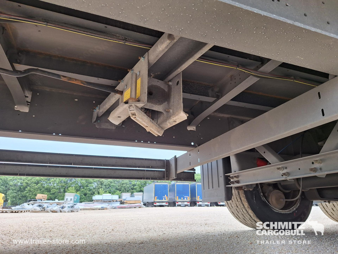SCHMITZ Curtainsider Mega - Semirremolque lona: foto 4 SCHMITZ Curtainsider Mega - Semirremolque lona: foto 4