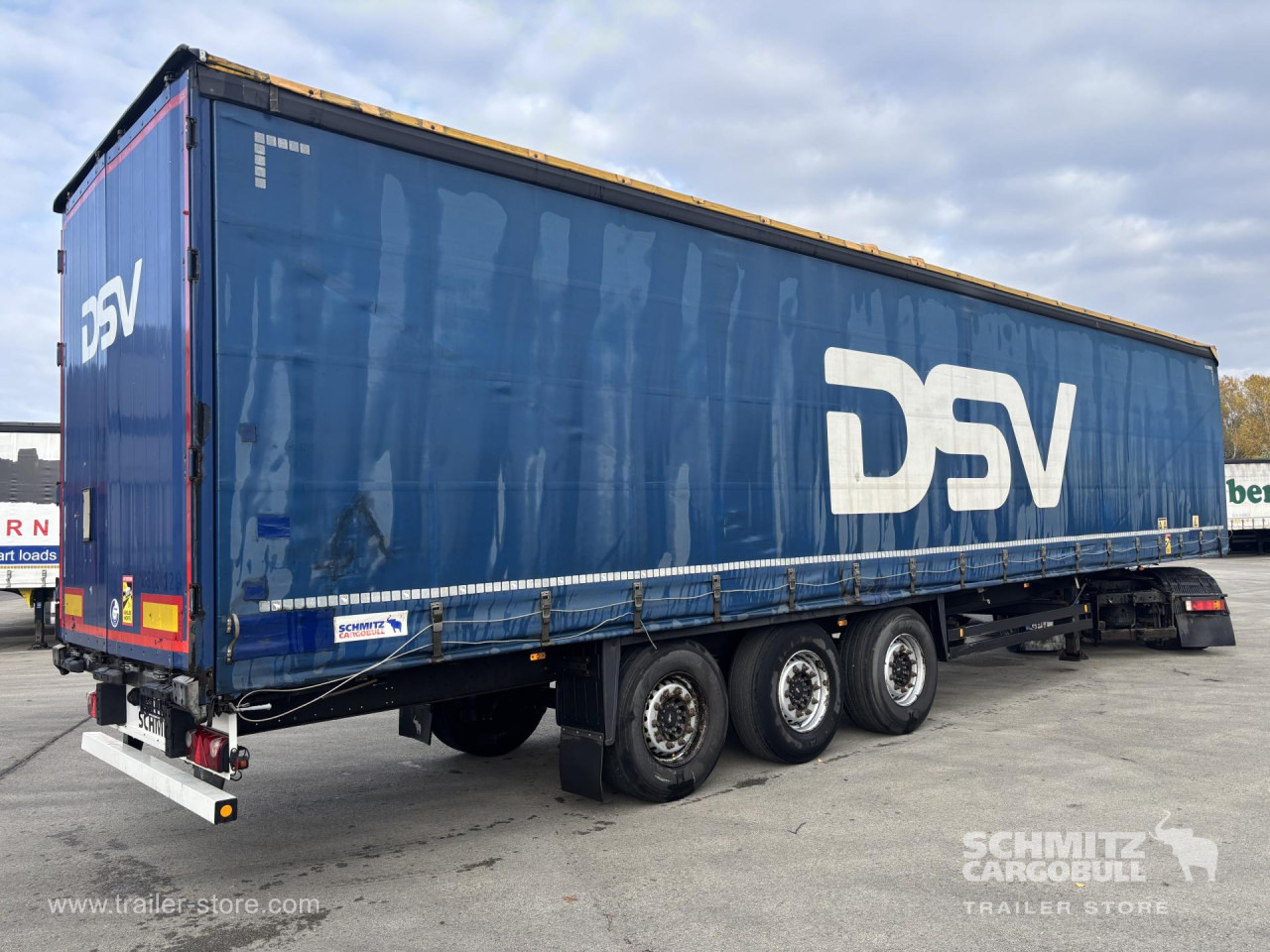 SCHMITZ Curtainsider Standard - Semirremolque lona: foto 1 SCHMITZ Curtainsider Standard - Semirremolque lona: foto 1