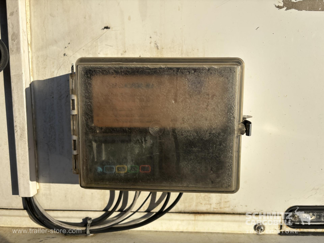 SCHMITZ Reefer Standard Double deck - Semirremolque isotérmico: foto 4 SCHMITZ Reefer Standard Double deck - Semirremolque isotérmico: foto 4