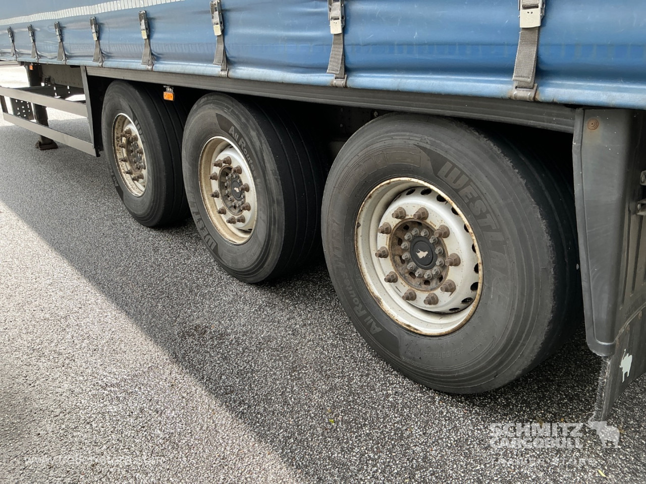 SCHMITZ Curtainsider Standard - Semirremolque lona: foto 2 SCHMITZ Curtainsider Standard - Semirremolque lona: foto 2