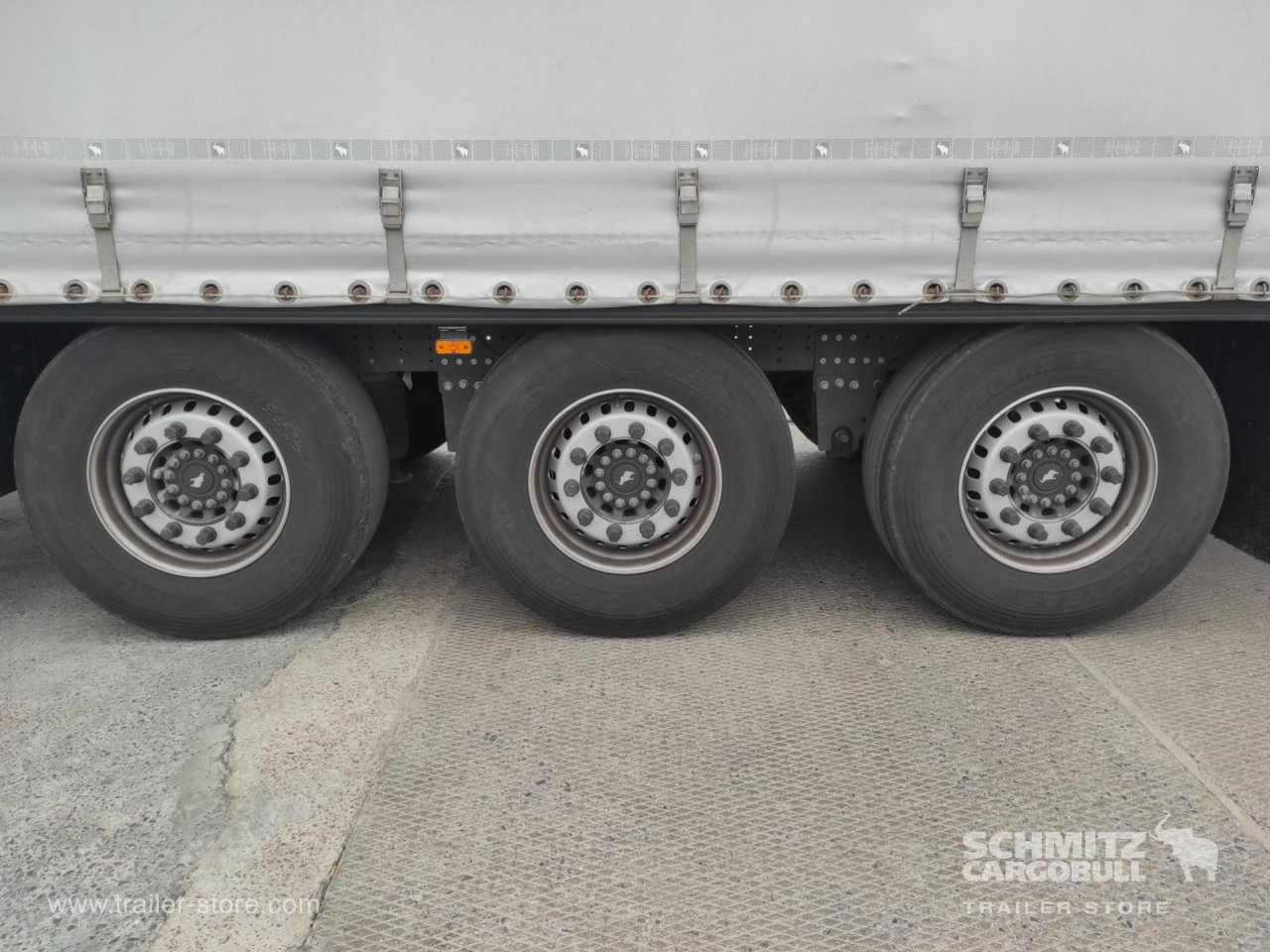 SCHMITZ Напівпричіп Стандартний - Semirremolque lona: foto 5 SCHMITZ Напівпричіп Стандартний - Semirremolque lona: foto 5