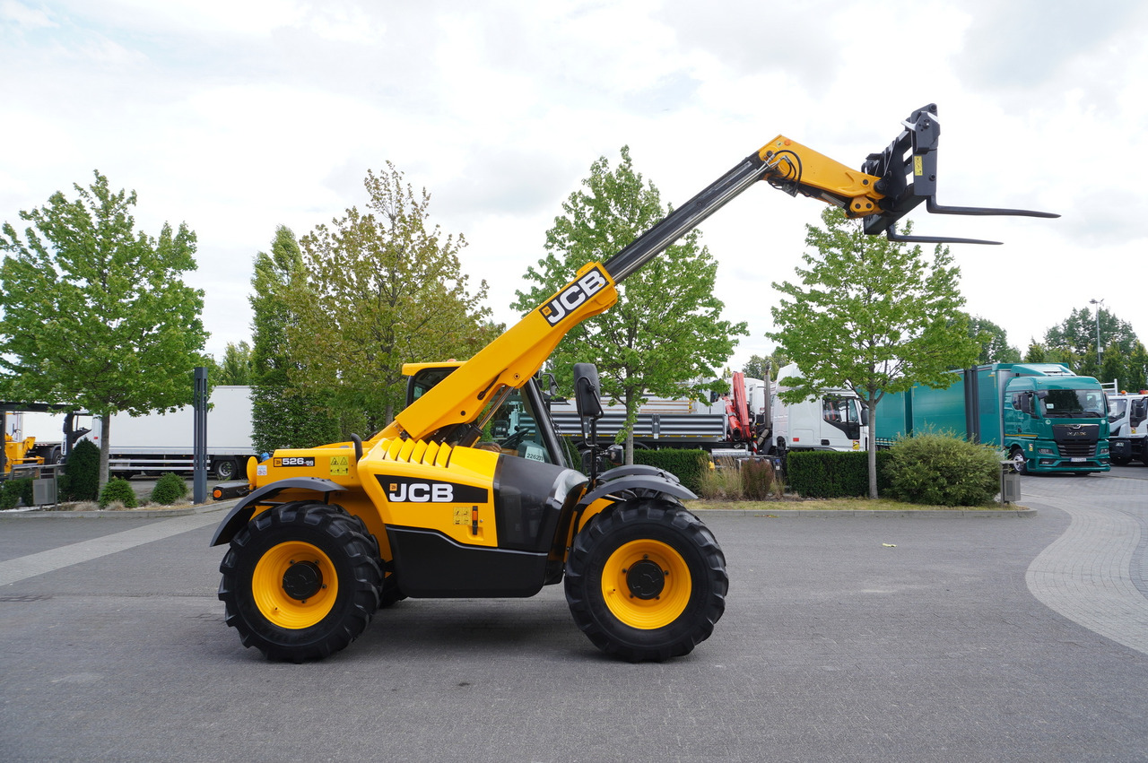 Leasing de JCB 526-56 AGRI Plus / 5.6 m telescopic loader / joystick JCB 526-56 AGRI Plus / 5.6 m telescopic loader / joystick: foto 14 Leasing de JCB 526-56 AGRI Plus / 5.6 m telescopic loader / joystick JCB 526-56 AGRI Plus / 5.6 m telescopic loader / joystick: foto 14
