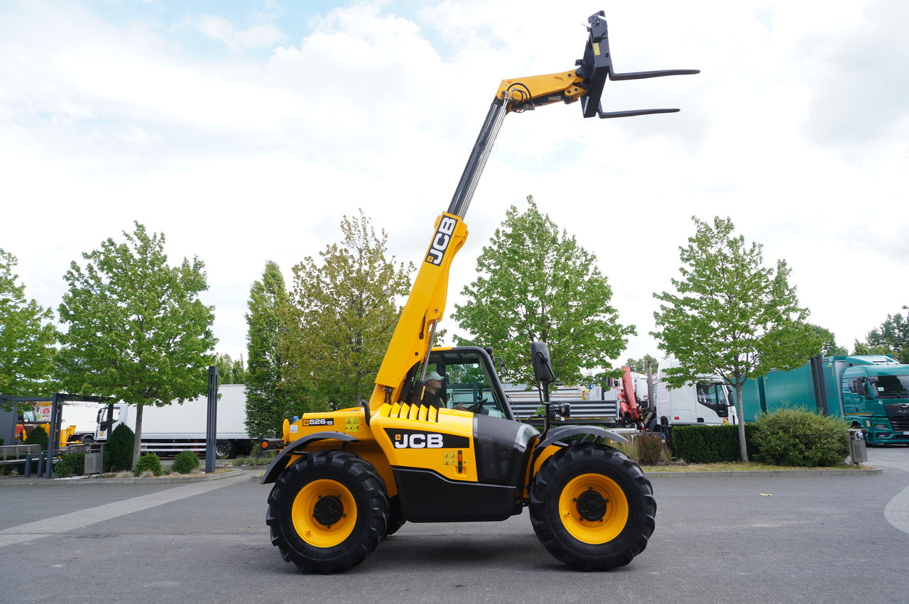 Leasing de JCB 526-56 AGRI Plus / 5.6 m telescopic loader / joystick JCB 526-56 AGRI Plus / 5.6 m telescopic loader / joystick: foto 13 Leasing de JCB 526-56 AGRI Plus / 5.6 m telescopic loader / joystick JCB 526-56 AGRI Plus / 5.6 m telescopic loader / joystick: foto 13