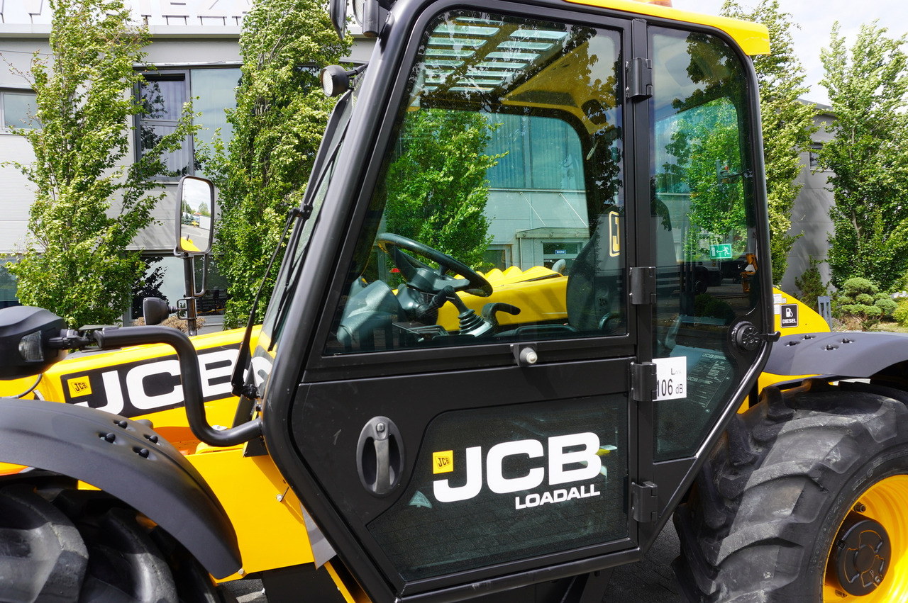 Leasing de JCB 526-56 AGRI Plus / 5.6 m telescopic loader / joystick JCB 526-56 AGRI Plus / 5.6 m telescopic loader / joystick: foto 28 Leasing de JCB 526-56 AGRI Plus / 5.6 m telescopic loader / joystick JCB 526-56 AGRI Plus / 5.6 m telescopic loader / joystick: foto 28