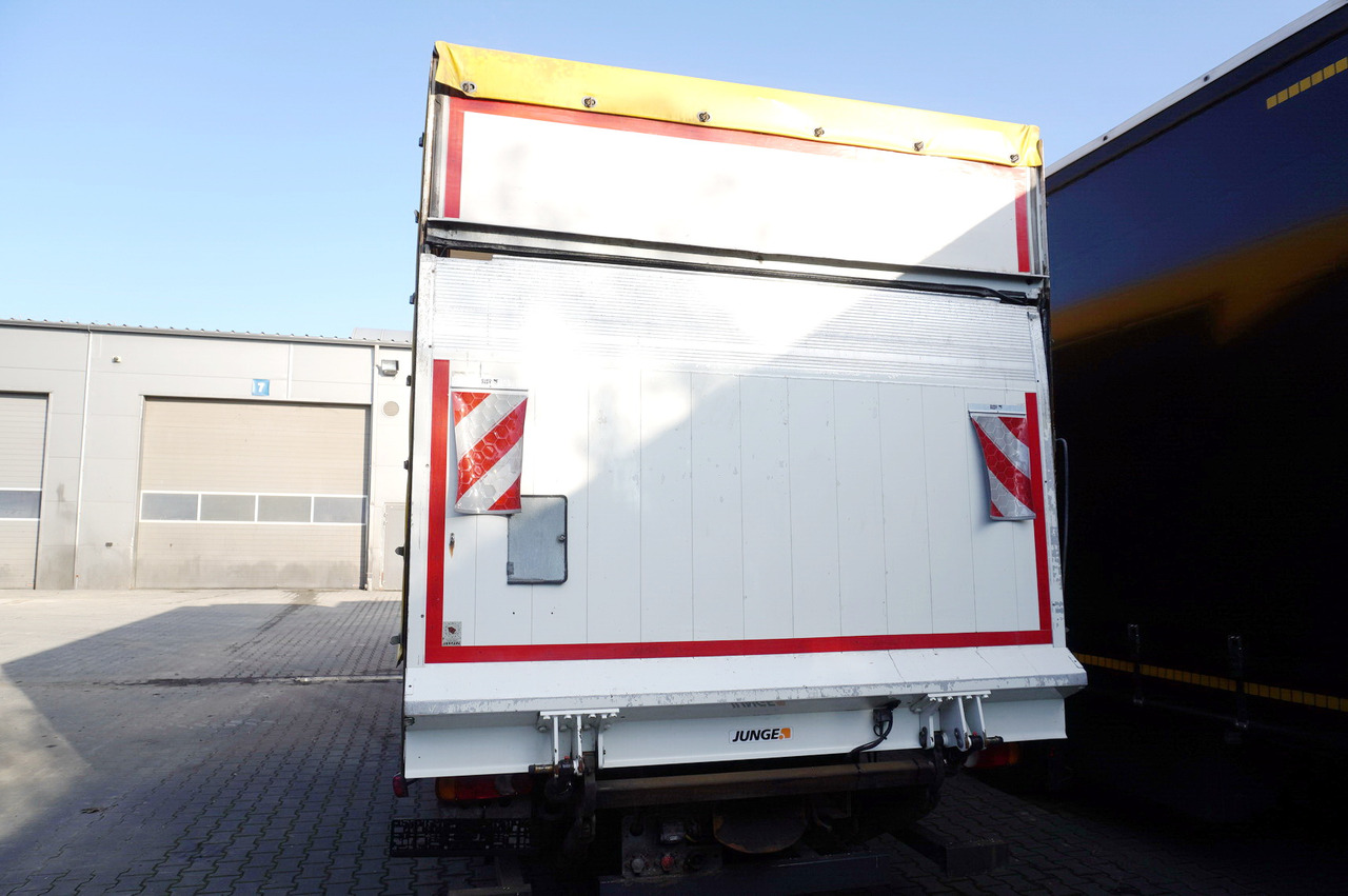 JUNGE Body Tarpaulin JUNGE / 18 Europallets / 2015 - Toldo carrocería: foto 5 JUNGE Body Tarpaulin JUNGE / 18 Europallets / 2015 - Toldo carrocería: foto 5