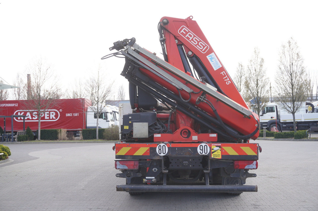 MAN TGS 26.360 Flatbed / Fassi F175 7.7 T / steered 3rd axle - Camión grúa: foto 5 MAN TGS 26.360 Flatbed / Fassi F175 7.7 T / steered 3rd axle - Camión grúa: foto 5