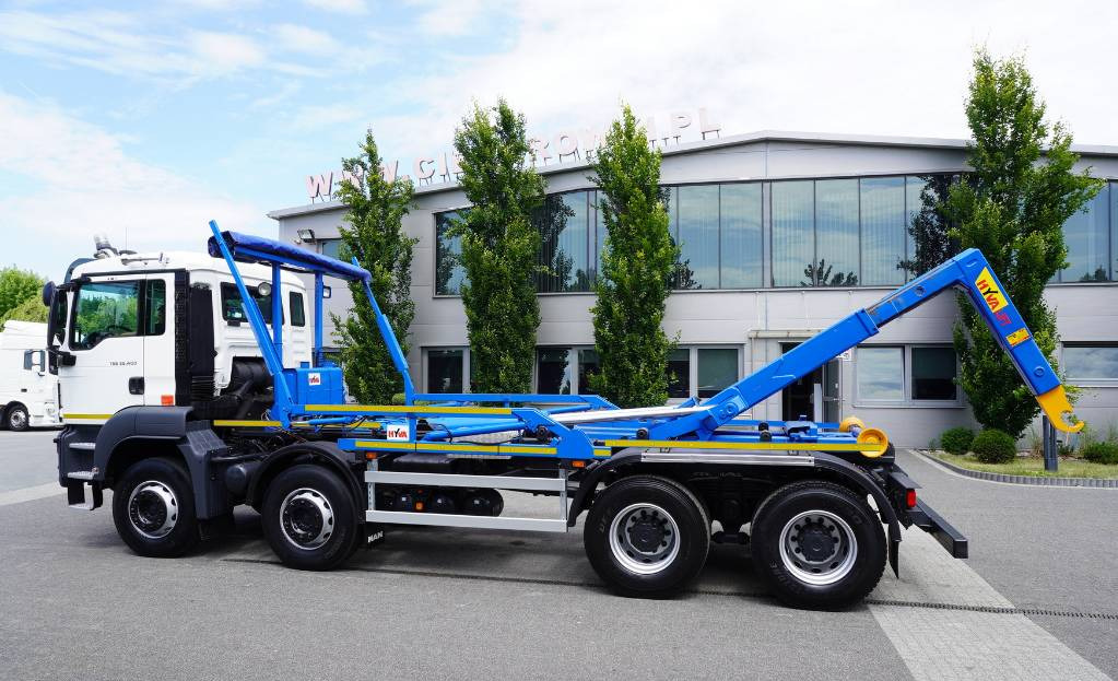 MAN TGS 35.400 8×4 HYVA LIFT 32.56 SE hooklift - Camión multibasculante: foto 3 MAN TGS 35.400 8×4 HYVA LIFT 32.56 SE hooklift - Camión multibasculante: foto 3