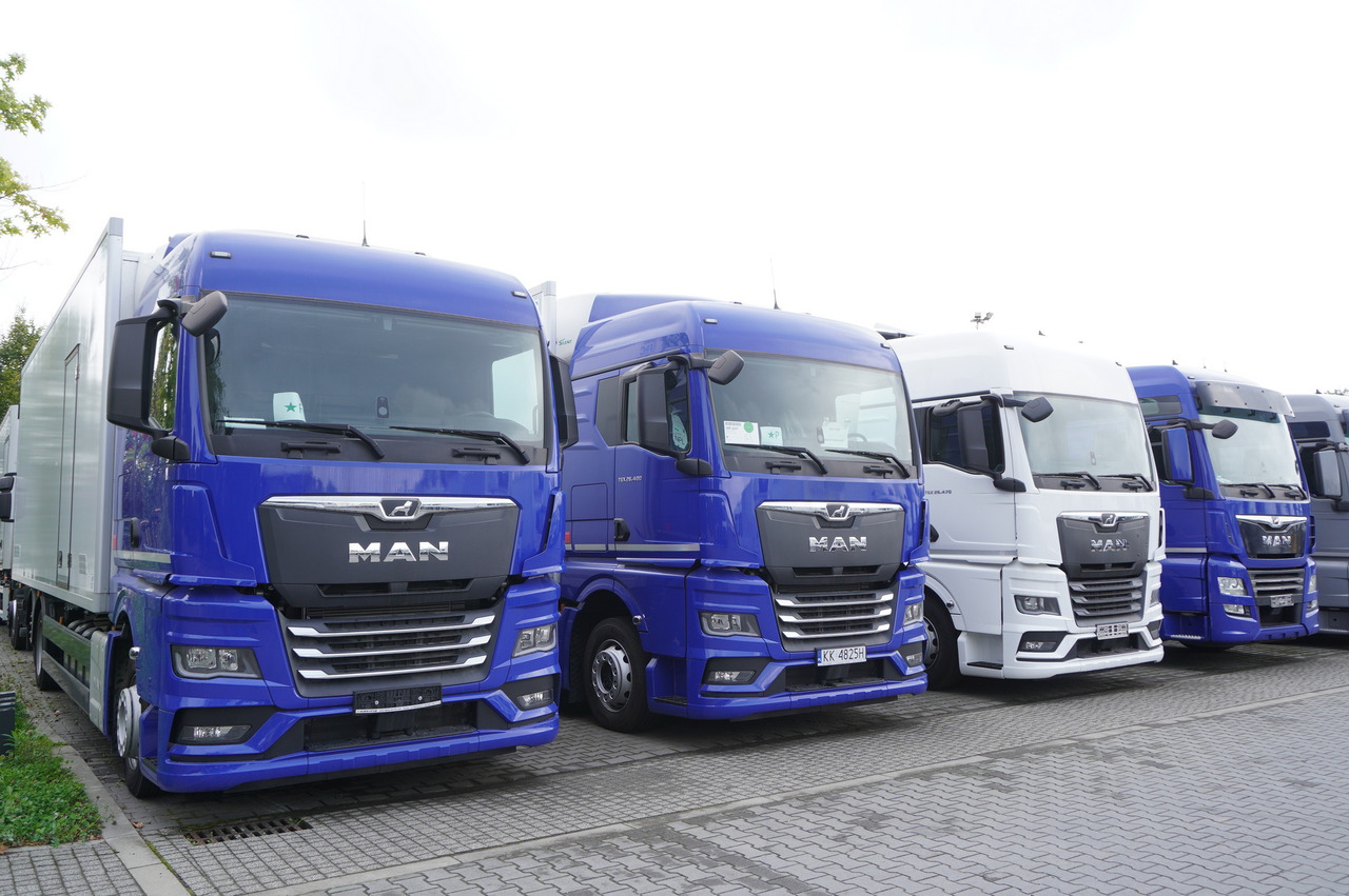 MAN TGX 26.470 / 2022 / Multitemperature refrigerator / Several units - Camión frigorífico: foto 2 MAN TGX 26.470 / 2022 / Multitemperature refrigerator / Several units - Camión frigorífico: foto 2