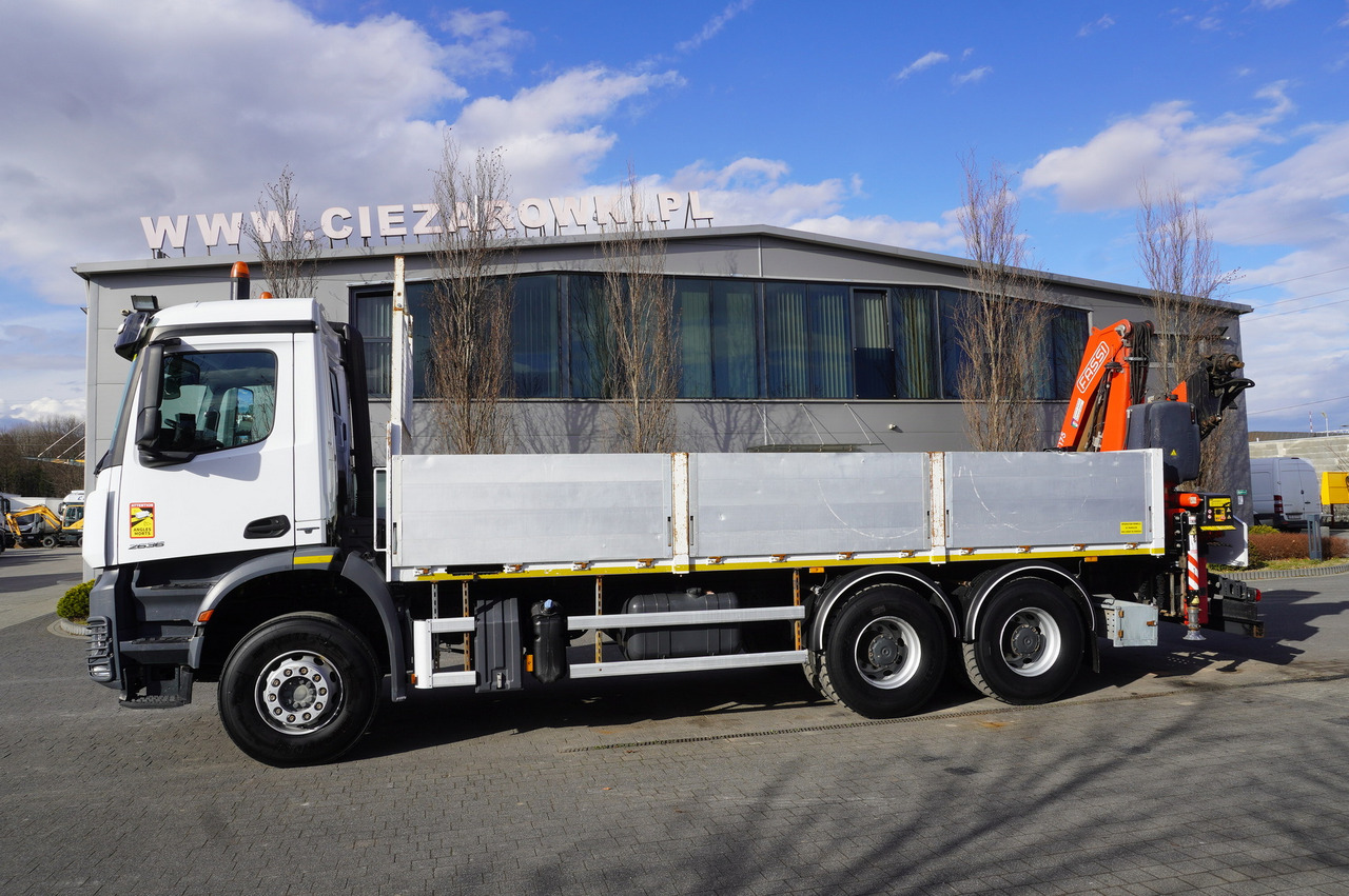 MERCEDES-BENZ AROCS 2636 Flatbed / HDS FASSI F175 7.7 T / 150,000 km - Camión grúa: foto 3 MERCEDES-BENZ AROCS 2636 Flatbed / HDS FASSI F175 7.7 T / 150,000 km - Camión grúa: foto 3