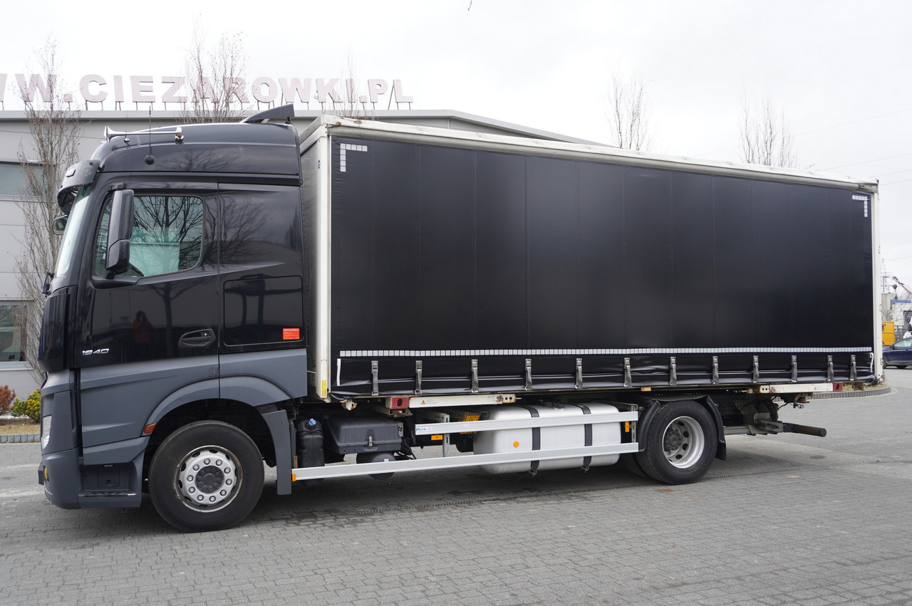 MERCEDES-BENZ Actros 1840 E6 4×2 / Lounge chair / Krone curtainsider superstructure - Camión lona: foto 3 MERCEDES-BENZ Actros 1840 E6 4×2 / Lounge chair / Krone curtainsider superstructure - Camión lona: foto 3