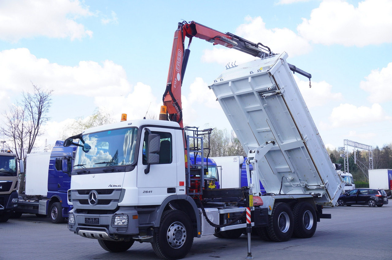 MERCEDES-BENZ Actros 2641 6×4 E5 / Crane / Dumper / 110000 km! - Camión caja abierta, Camión grúa: foto 2 MERCEDES-BENZ Actros 2641 6×4 E5 / Crane / Dumper / 110000 km! - Camión caja abierta, Camión grúa: foto 2