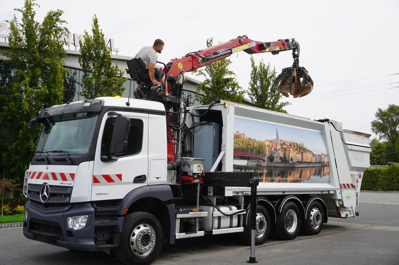 MERCEDES-BENZ Antos 3240 8x2 / Tajfun 5T crane / Farid Industries garbage truck/ 3 steered axles - Camión de basura: foto 4 MERCEDES-BENZ Antos 3240 8x2 / Tajfun 5T crane / Farid Industries garbage truck/ 3 steered axles - Camión de basura: foto 4