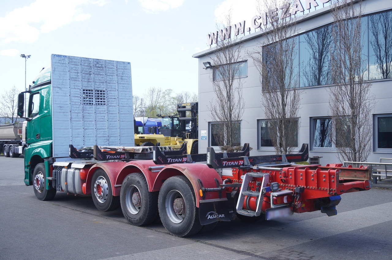 Mercedes-Benz Arocs 3563 8 × 4 / 630 HP / steered axle / Logging superstructure - Camión chasis: foto 5 Mercedes-Benz Arocs 3563 8 × 4 / 630 HP / steered axle / Logging superstructure - Camión chasis: foto 5