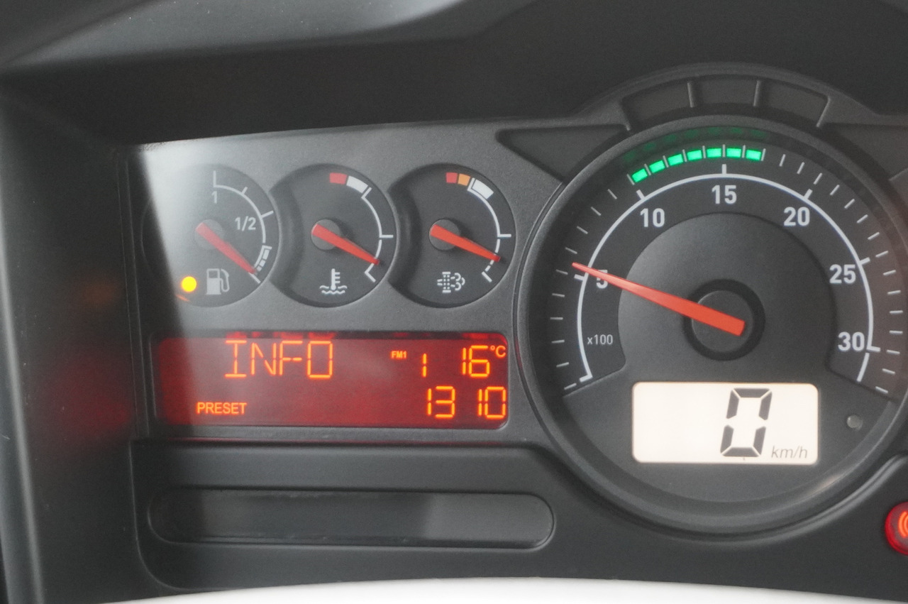 Camión portavehículos RENAULT D19 Wide Glob / 7.8 m NEW tow truck / 280 tho. km: foto 33