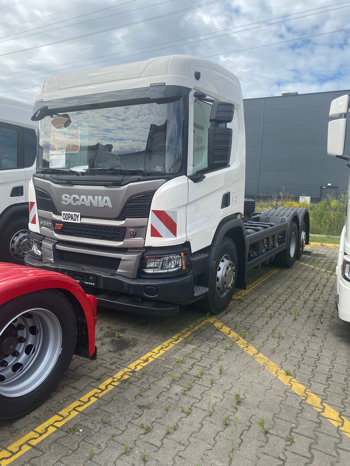 SCANIA NEW Scania P 340 B6x2*4NA / chassis frame / steering axle / CNG / large cab / 8 units - Camión chasis: foto 4 SCANIA NEW Scania P 340 B6x2*4NA / chassis frame / steering axle / CNG / large cab / 8 units - Camión chasis: foto 4