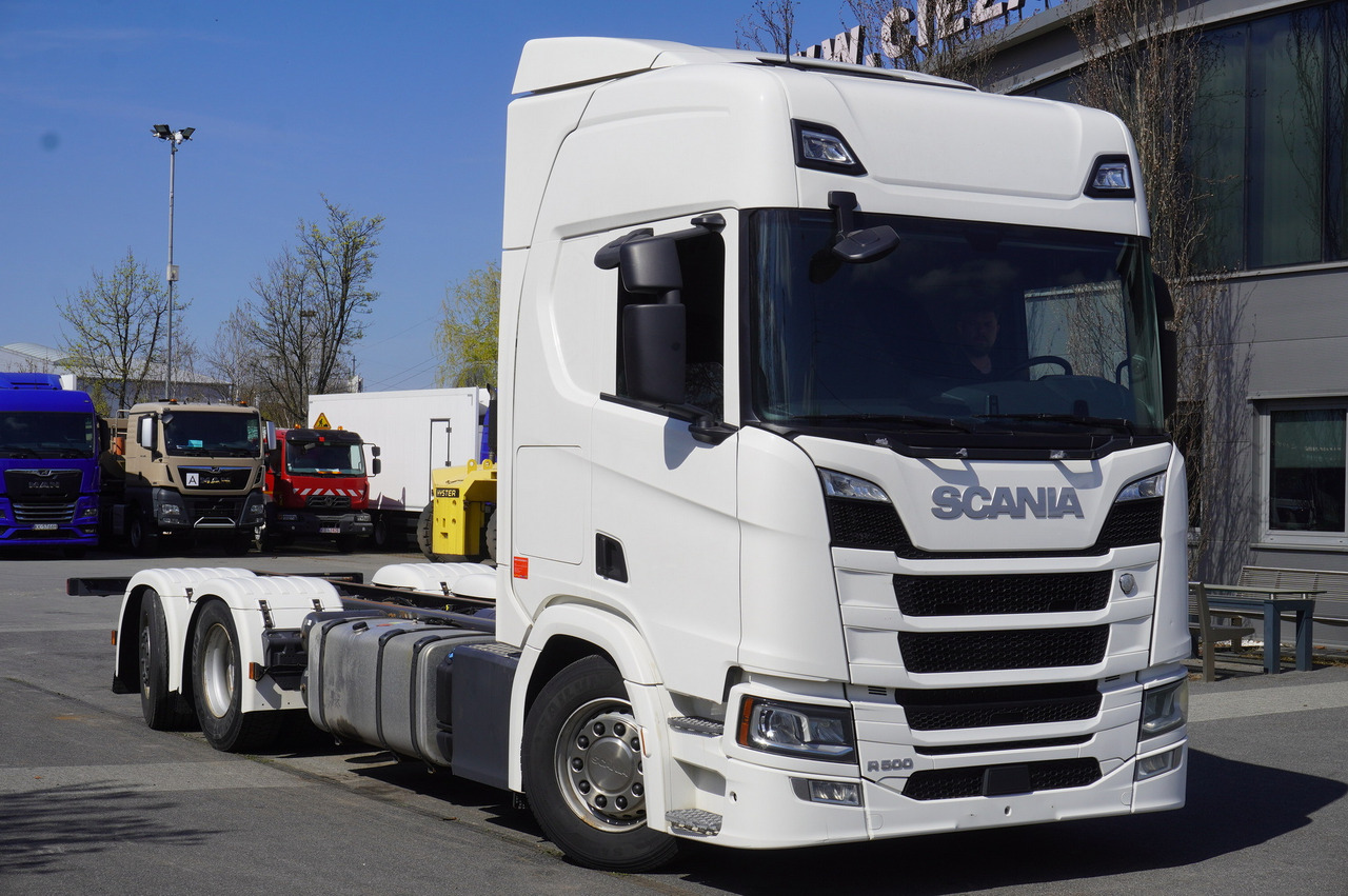 SCANIA R500 / 7.7 m chassis / steered 3rd axle - Camión chasis: foto 2 SCANIA R500 / 7.7 m chassis / steered 3rd axle - Camión chasis: foto 2