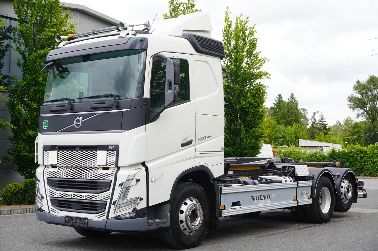 VOLVO FH 500 / VDL hooklift 21 tons / 2022 / steering 3d axle / 2 units - Camión multibasculante: foto 2 VOLVO FH 500 / VDL hooklift 21 tons / 2022 / steering 3d axle / 2 units - Camión multibasculante: foto 2