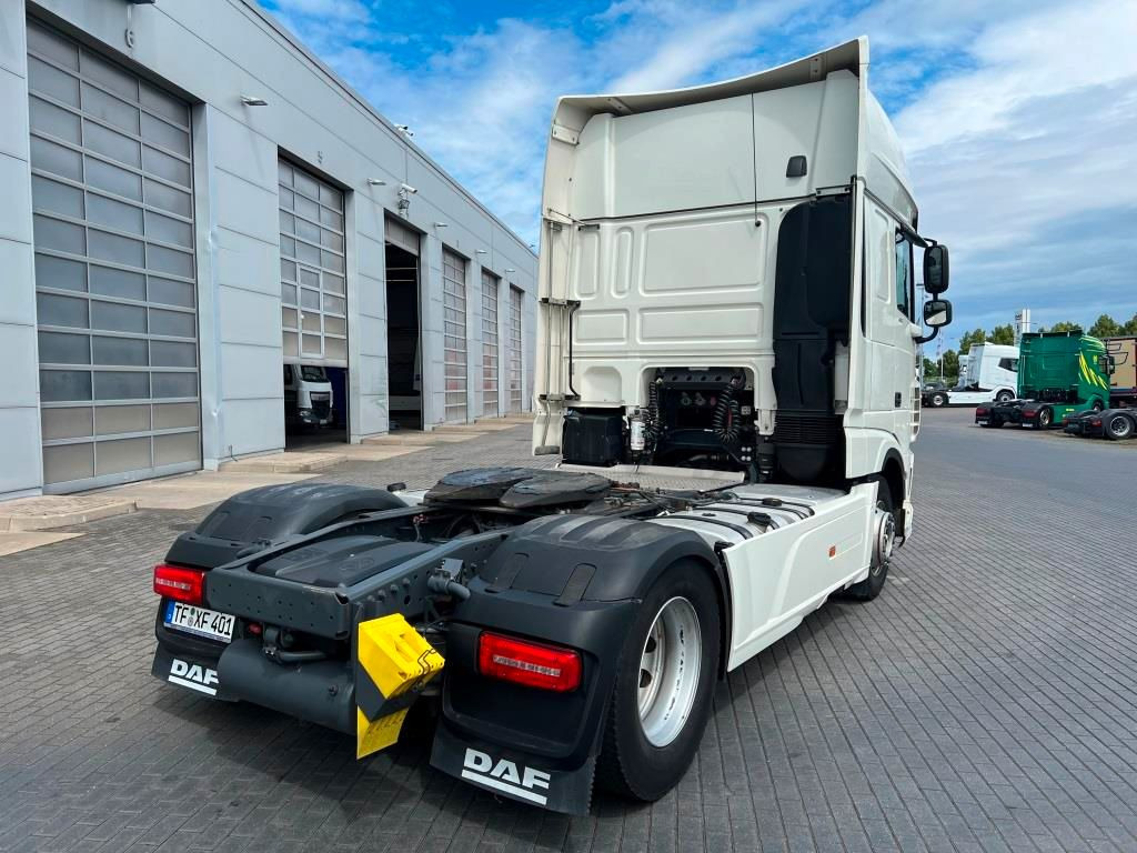 DAF XF 480 FT SSC Intarder Standklima 2x Tank 1185 L - Cabeza tractora: foto 4 DAF XF 480 FT SSC Intarder Standklima 2x Tank 1185 L - Cabeza tractora: foto 4