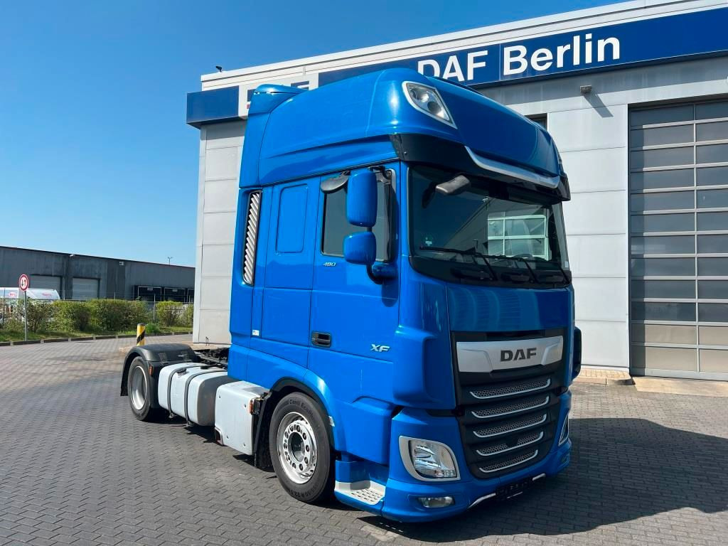DAF XF 480 FT SSC LD MX-Engine Brake Standklima - Cabeza tractora: foto 1 DAF XF 480 FT SSC LD MX-Engine Brake Standklima - Cabeza tractora: foto 1