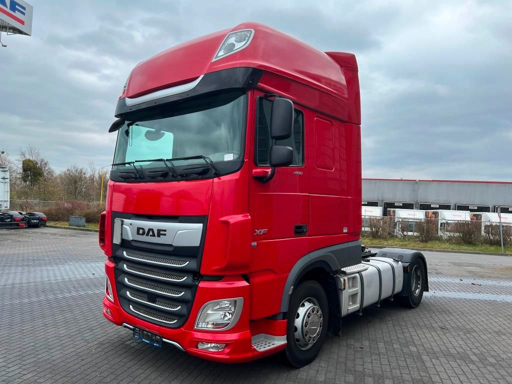 DAF XF 480 FT SSC MX-Engine Brake ADR-AT 2 x Tank - Cabeza tractora: foto 2 DAF XF 480 FT SSC MX-Engine Brake ADR-AT 2 x Tank - Cabeza tractora: foto 2