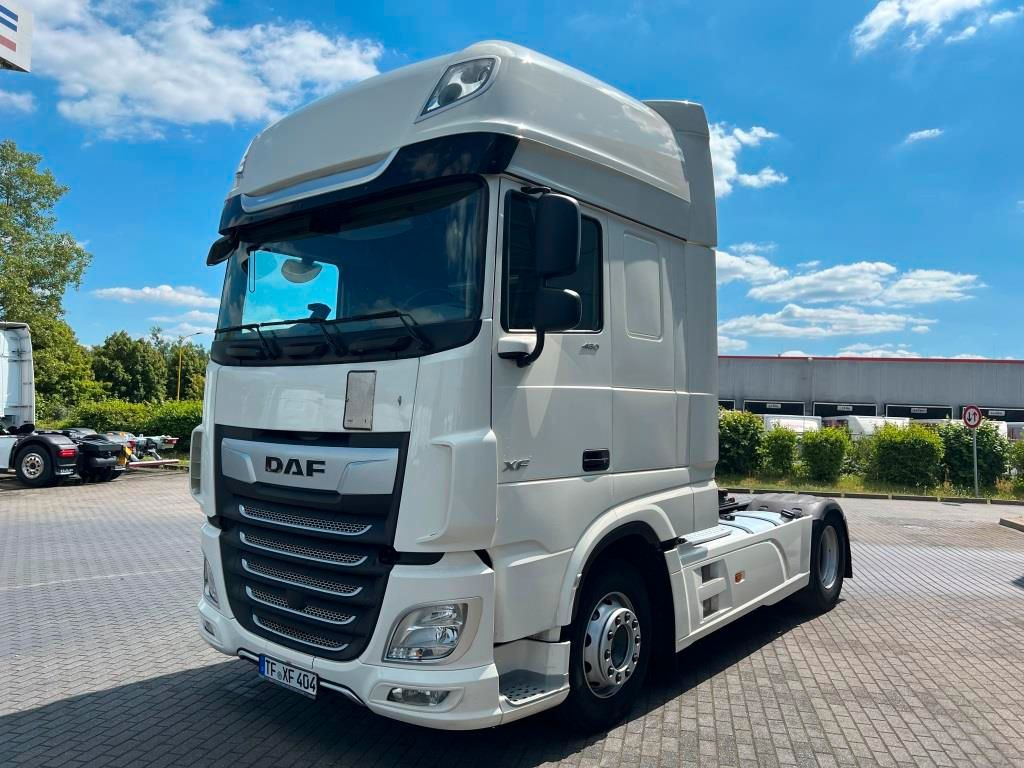 DAF XF 480 FT Super Space Cab Retarder 2xTank 1185 L - Cabeza tractora: foto 3 DAF XF 480 FT Super Space Cab Retarder 2xTank 1185 L - Cabeza tractora: foto 3
