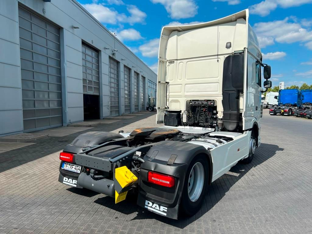 DAF XF 480 FT Super Space Cab Retarder 2xTank 1185 L - Cabeza tractora: foto 5 DAF XF 480 FT Super Space Cab Retarder 2xTank 1185 L - Cabeza tractora: foto 5