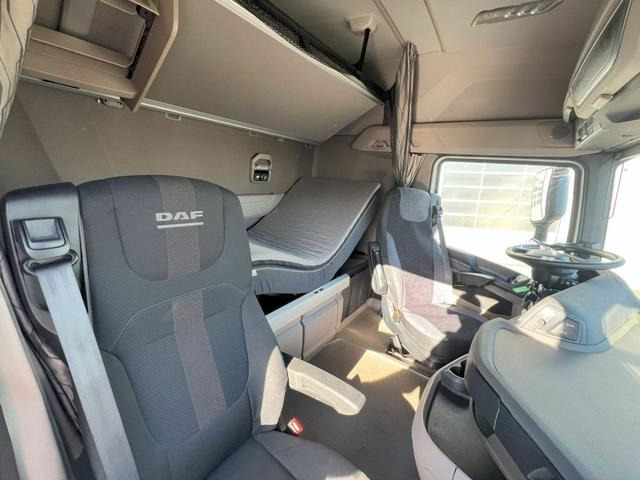 DAF XG 480 FT TraXon Intarder 2xTank Hydraulikanlage - Cabeza tractora: foto 4 DAF XG 480 FT TraXon Intarder 2xTank Hydraulikanlage - Cabeza tractora: foto 4