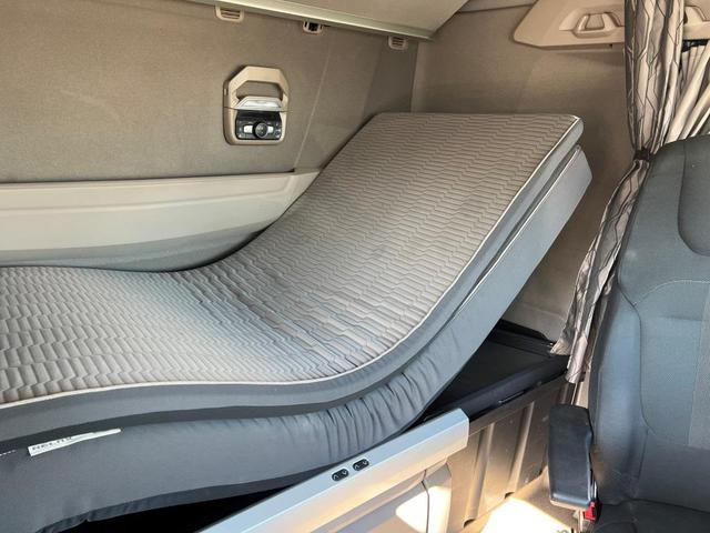 DAF XG 480 FT TraXon ZF-Intarder 2x Tank 1.195 Liter - Cabeza tractora: foto 2 DAF XG 480 FT TraXon ZF-Intarder 2x Tank 1.195 Liter - Cabeza tractora: foto 2