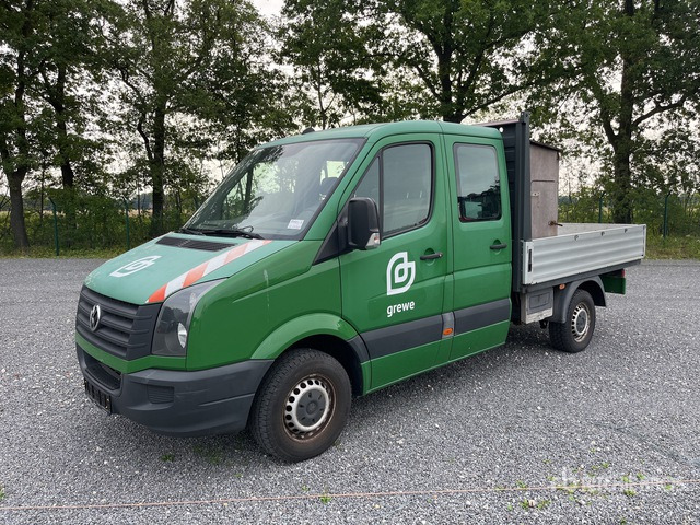 2015 Volkswagen Crafter 4x2 Crew Cab Flatbed Truck - Camión caja abierta: foto 1 2015 Volkswagen Crafter 4x2 Crew Cab Flatbed Truck - Camión caja abierta: foto 1