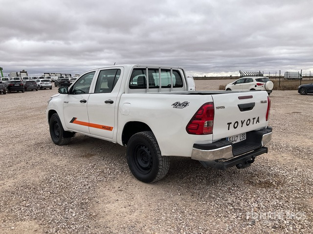 2021 Toyota Hilux Pickup - Pick-up: foto 2 2021 Toyota Hilux Pickup - Pick-up: foto 2