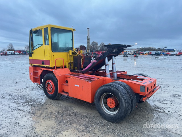 1999 CVS TT2516V Terminal Tractor :Misc. Truck - Tractor industrial: foto 2 1999 CVS TT2516V Terminal Tractor :Misc. Truck - Tractor industrial: foto 2