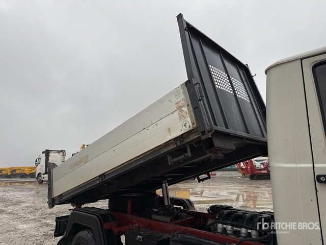 2004 Effedi Gasolone 28 S/A Dump Truck - Camión volquete: foto 4 2004 Effedi Gasolone 28 S/A Dump Truck - Camión volquete: foto 4