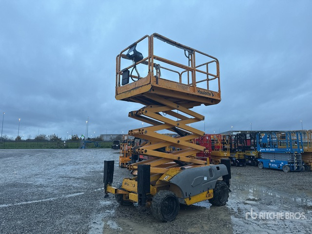 2010 Haulotte Compact12DX Diesel Scissor Lift - Plataforma de tijeras: foto 2 2010 Haulotte Compact12DX Diesel Scissor Lift - Plataforma de tijeras: foto 2