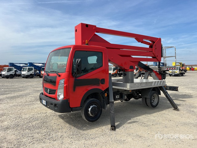 2011 Renault Maxity 2011 Socage DA320 20 m on Bucket Truck - Camión con plataforma elevadora: foto 1 2011 Renault Maxity 2011 Socage DA320 20 m on Bucket Truck - Camión con plataforma elevadora: foto 1