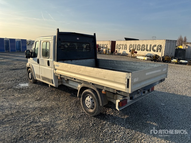 2012 Peugeot Boxer Crew Cab Flatbed Truck - Camión caja abierta: foto 2 2012 Peugeot Boxer Crew Cab Flatbed Truck - Camión caja abierta: foto 2